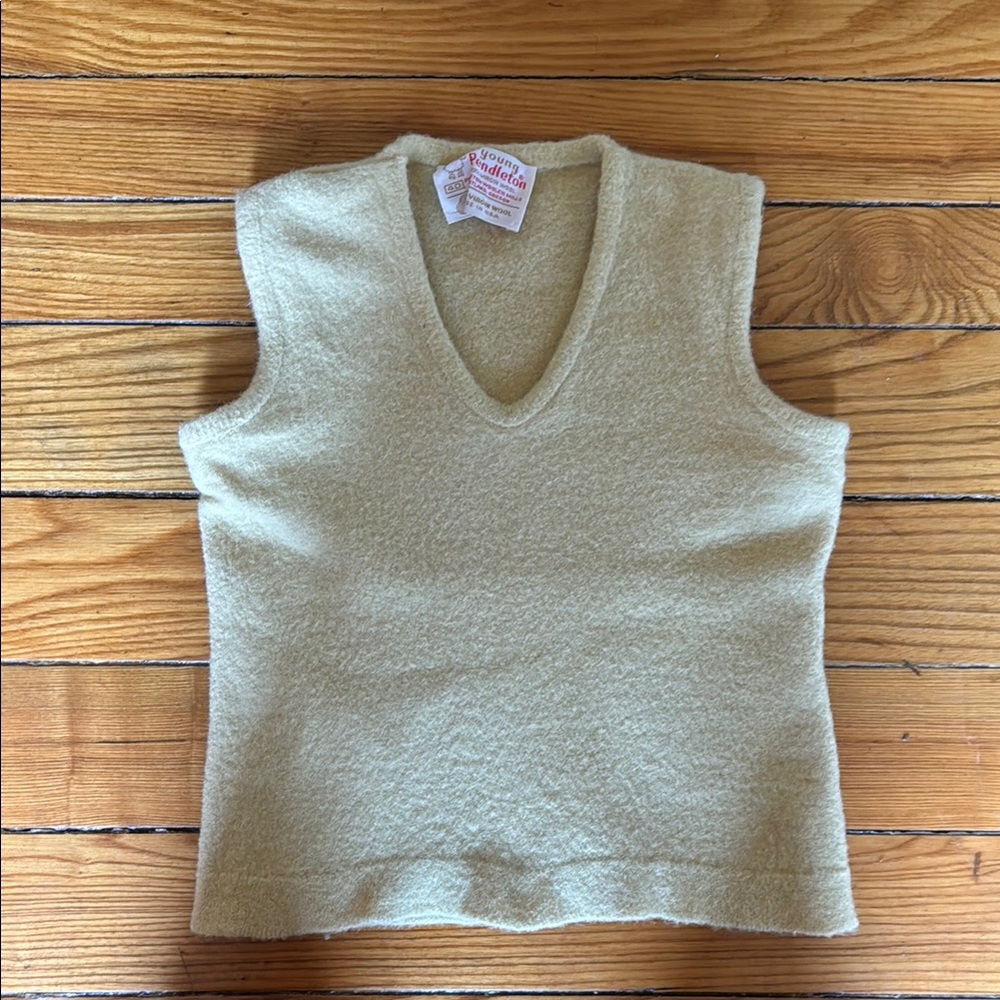 Young Pendleton Pale Yellow Sweater Vest - Vintage 100% Virgin Wool - Kids Sz 40
